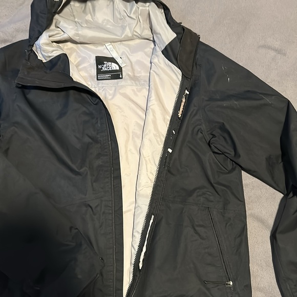 The North Face shell rain jacket size L - Picture 6 of 10